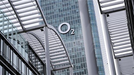 Blick auf die Münchner Konzernzentrale von Telefónica Deutschland.