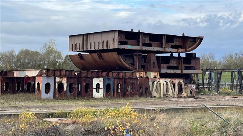 Blick auf die Reste des russischen Eisbrechers.