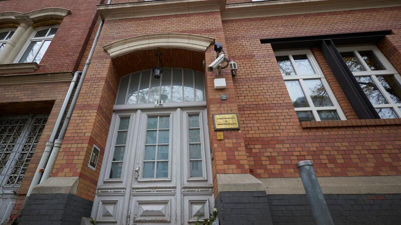 Blick auf die Synagoge in der Pestalozzistraße in Berlin-Charlottenburg.