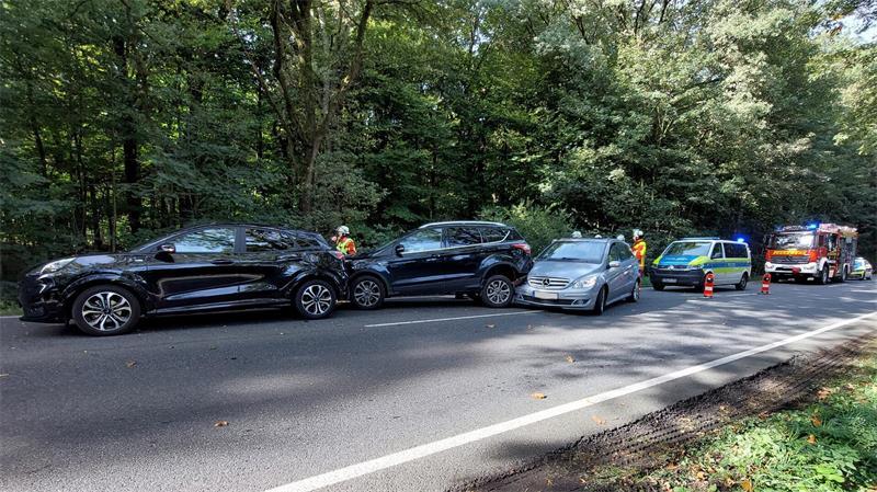 Blick auf die Unfallstelle auf der Bundesstraße 73 zwischen Himmelpforten und Düdenbüttel.