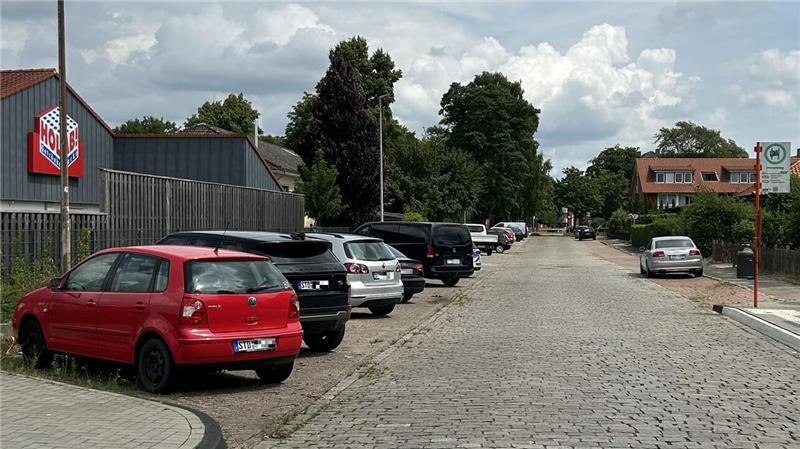 Blick auf die Unfallstelle im Drosselstieg in Stade.