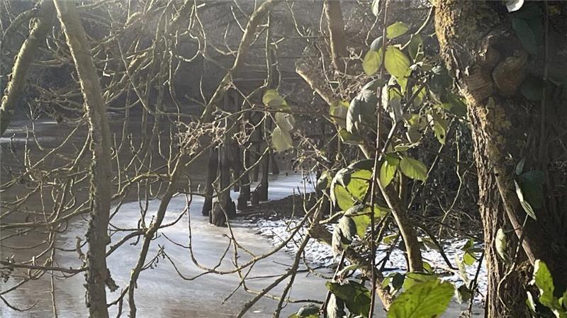 Blick auf die alte Dampferbrücke.