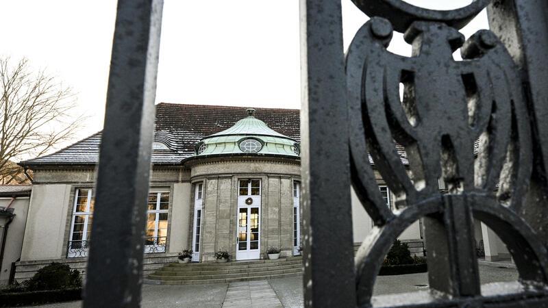 Blick auf ein Gästehaus in Potsdam, in dem AfD-Politiker nach einem Bericht des Medienhauses Correctiv im November an einem Treffen teilgenommen haben.