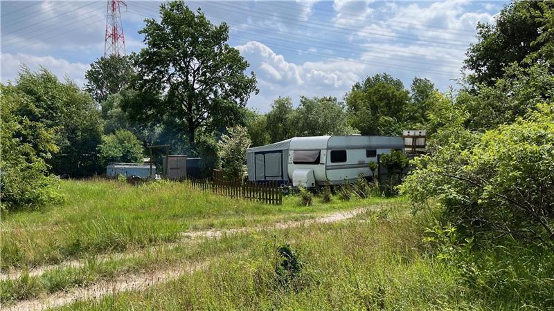 Blick auf eine Parzelle des Campingplatzes Lühesand.