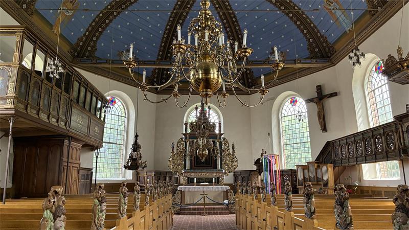 Unterm Sternenhimmel: Gemeinsam in der St.-Martini-Kirche übernachten Blick in die 1700/1702 erbaute St.-Martini-Kirche.