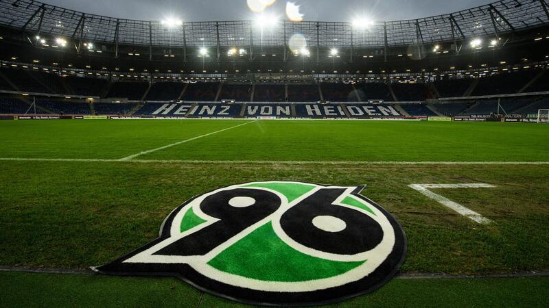 DFL weist Vorwürfe der Führung von Hannover 96 zurück Blick in die Arena von Hannover 96 vor einem Spiel.