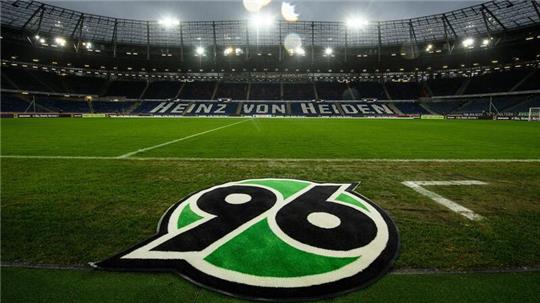 Blick in die Arena von Hannover 96 vor einem Spiel.