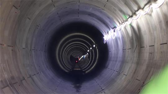 Blick in die Elbtunnel-Röhre. Der Suedlink-Tunnel endet nach 5,2 Kilometern im schleswig-holsteinischen Wewelsfleth.