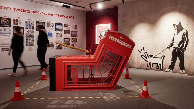 Blick in die Hamburger Ausstellung „The Mystery of Banksy - A Genius Mind“ im Jahr 2022. 