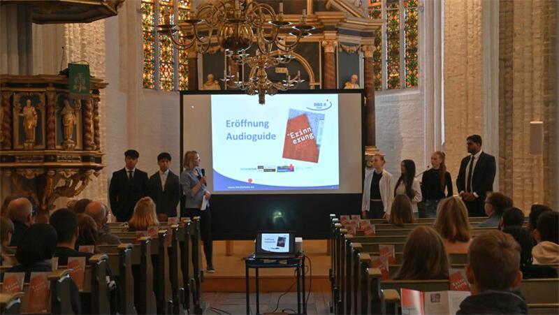 Audioguide zur Stader NS-Geschichte: Stationen erzählen von der Gewaltherrschaft Blick in die St.-Wilhaldi-Kirche: Hier predigte der Stader Pastor Johann Gerhard Behrens, ein Kritiker der NS-Diktatur.