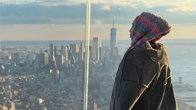 Teure beste Aussicht - New Yorks Wolkenkratzer im Wettbewerb Blick nach Downtown mit dem World Trade Center.
