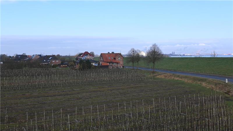 Blick vom Leuchtturm in Richtung Stade.