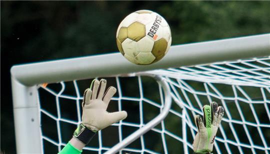 Blieben beim TuS Bröckel ohne Torerfolg: die Frauen vom FC Oste/Oldendorf (Symbolbild). Foto: Struwe/picselweb.de