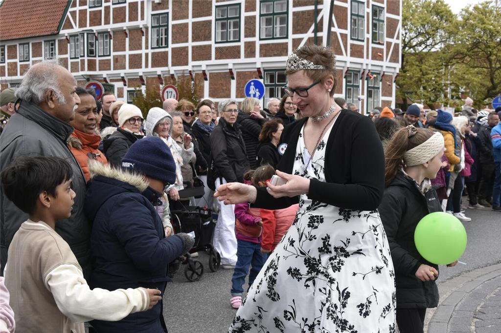 Blütenkorso, Krönung und Programm: Das war das Blütenfest 2026.