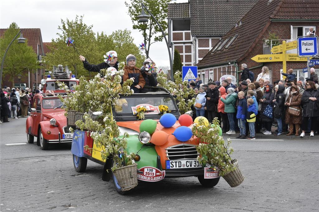 Blütenkorso, Krönung und Programm: Das war das Blütenfest 2026.