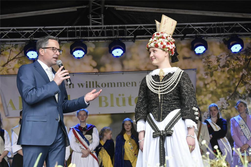 Blütenkorso, Krönung und Programm: Das war das Blütenfest 2026.