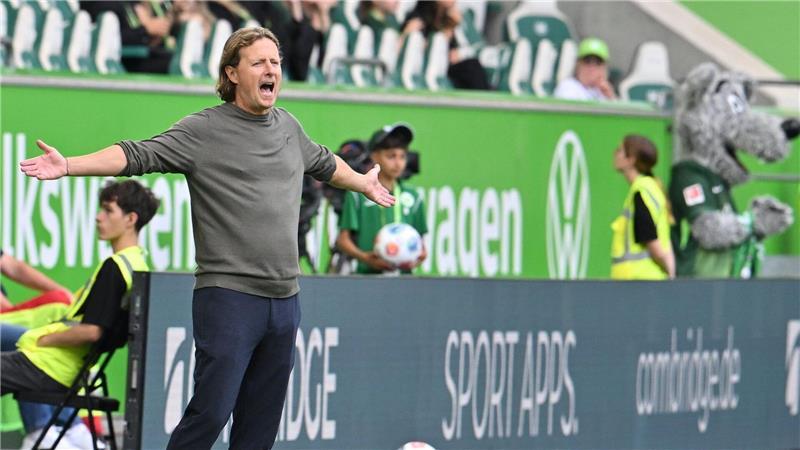Wolfsburg verpasst auch unter neuem Coach Heimsieg Bo Henriksen konnte mit dem Mainzer Spiel lange nicht zufrieden sein, rettete aber einen Punkt.