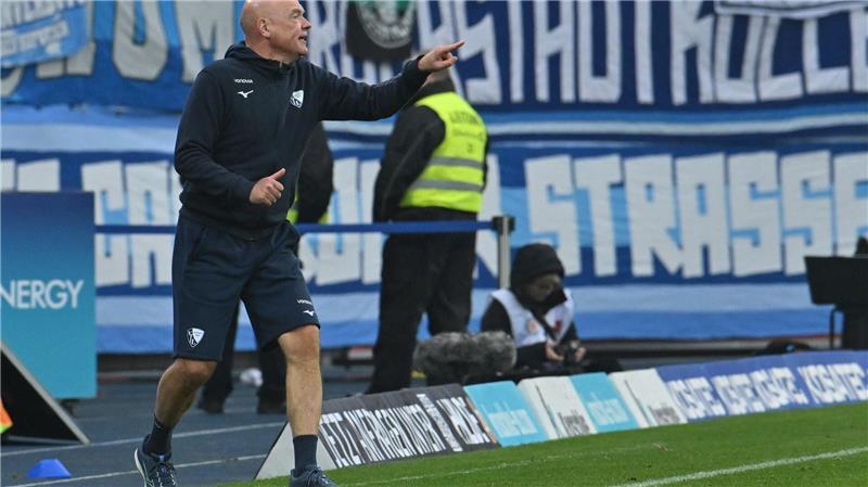 0:2 gegen Bochum: Braunschweig stürzt weiter ab Bochums Trainer Uwe Rösler.