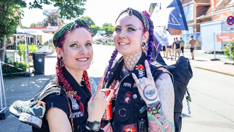 Bodil (links) und Lia hatten es nicht so weit. Sie leben im Norden.