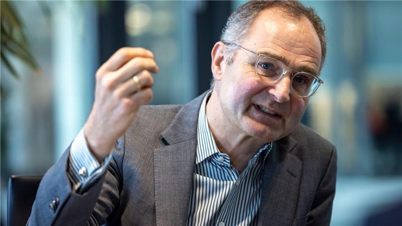 Börsenchef Leithner fordert Rentenreform mit mehr Aktien Börsenchef Leithner warnt vor Milliardenlasten in der gesetzlichen Rentenversicherung.