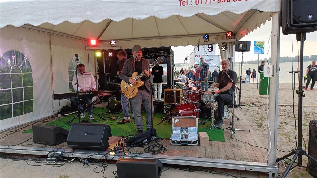 Boogie, Jazz, Blues: Boogielicious mit Gitarrero Rudi Feuerbach.