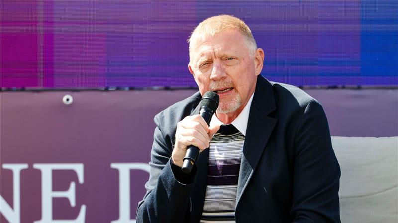 Becker sieht Zverev-Aus in Hamburg nicht nur negativ Boris Becker traut Alexander Zverev in Paris trotz Formkrise viel zu.