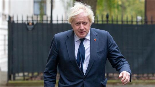 Boris Johnson hat sein Mandat im Unterhaus und als Premierminister von Großbritannien vor etwa einem Jahr niedergelegt.