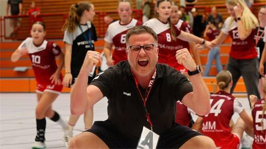 Boris Möller engagiert sich in Horneburg für den Mädchen- und Frauenhandball.