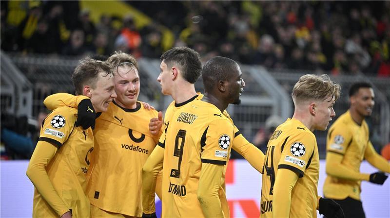 Borussia Dortmund darf auf den Einzug ins Achtelfinale der Champions League hoffen.