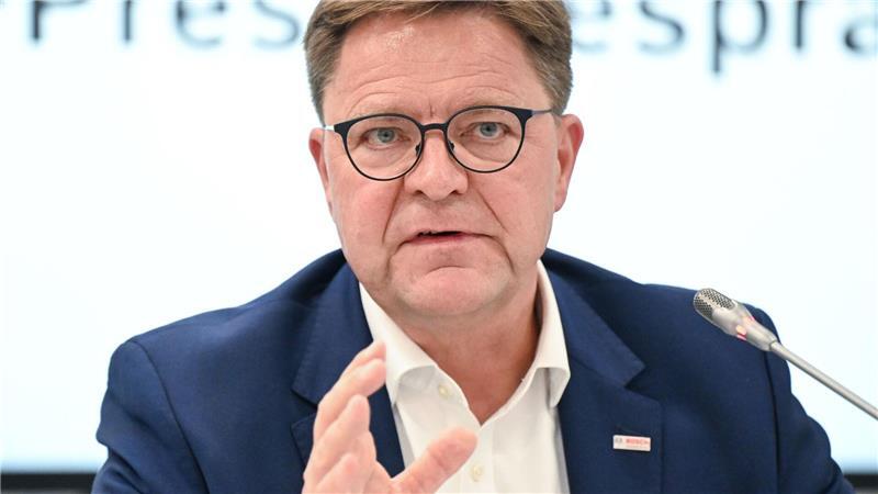 Bosch-Arbeitsdirektor Stefan Grosch: „Der Zeitdruck ist groß.“