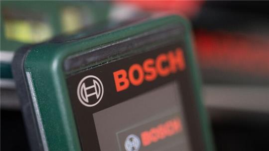 Bosch Power Tools stellt unter anderem Elektrowerkzeuge, Gartengeräte, Messtechnik und Zubehör her.