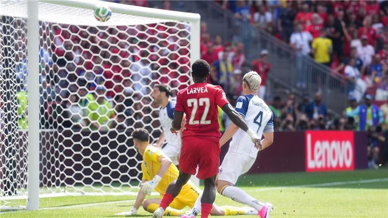 Kanada holt ersten WM-Punkt überhaupt - 1:1 gegen Bosnien Bosniens Defensive hielt lange Stand.