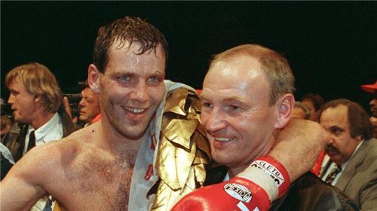 Box-Trainer Manfred Wolke (r) machte Henry Maske zum Champion.