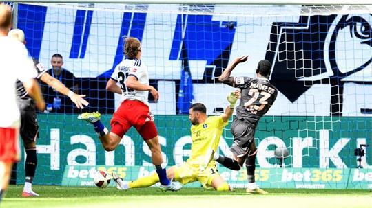 Brachte Mainz 05 in Führung: Sheraldo Becker (r).