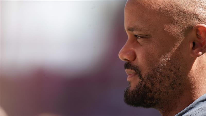 Brachte den FC Bayern in der Halbzeitpause wieder auf Kurs: Trainer Vincent Kompany.