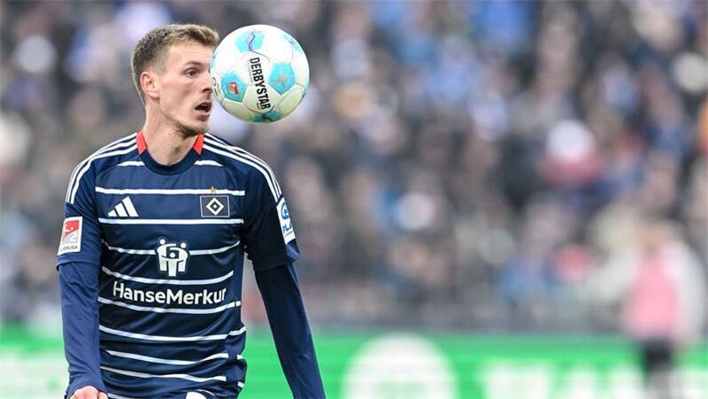 HSV verliert Rumänen-Test im Trainingslager Brachte sein Team im Test gegen Bukarest in Führung: HSV-Spieler Emir Sahiti.