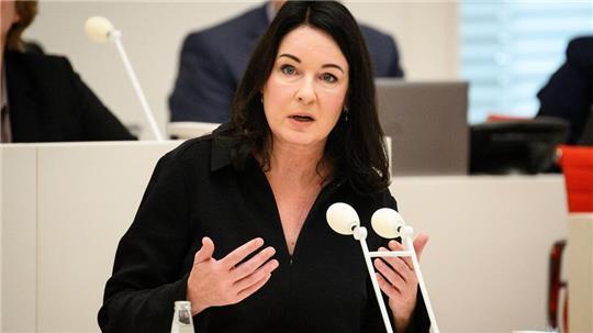 Brandenburgs Gesundheitsministerin Britta Müller (parteilos) sieht den Bund in der Pflicht, für die Betriebskosten der Krankenhäuser ausreichende Mittel zu zahlen. 
