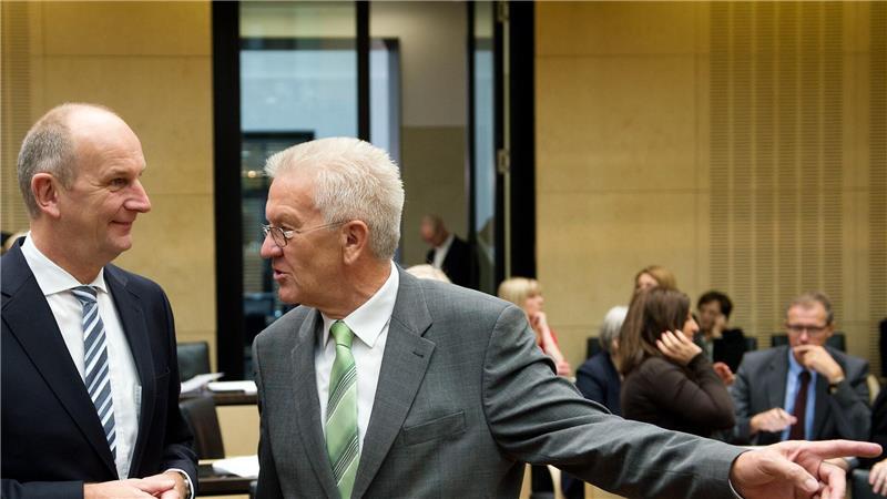 Der Dienstälteste in Deutschland: Woidke löst Kretschmann ab Brandenburgs Ministerpräsident Dietmar Woidke löst Winfried Kretschmann als dienstältester Regierungschef ab. (Archivbild)