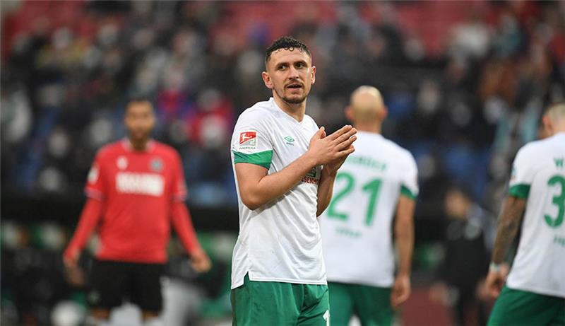 Werder gegen Leipzig ohne Veljkovic Bremens Milos Veljkovic hat Schmerzen an der Achillessehne. Foto: Daniel Reinhardt/dpa