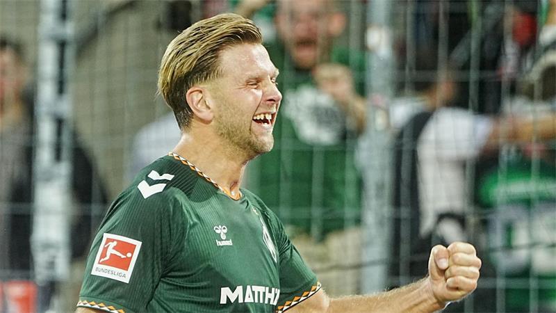 Bremens Niclas Füllkrug jubelt über den Ausgleich. 