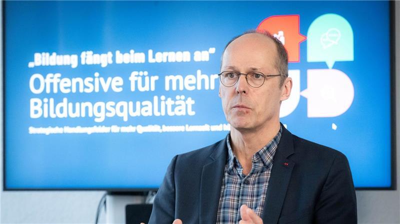 Bremens neuer Bildungssenator Mark Rackles hat sich ehrgeizige Ziele gesetzt.