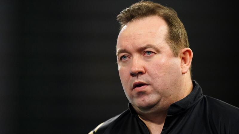 Darts-WM: Anderson gescheitert - Humphries gewinnt Krimi Brendan Dolan besiegte Gary Anderson überraschend nach sieben Sätzen.