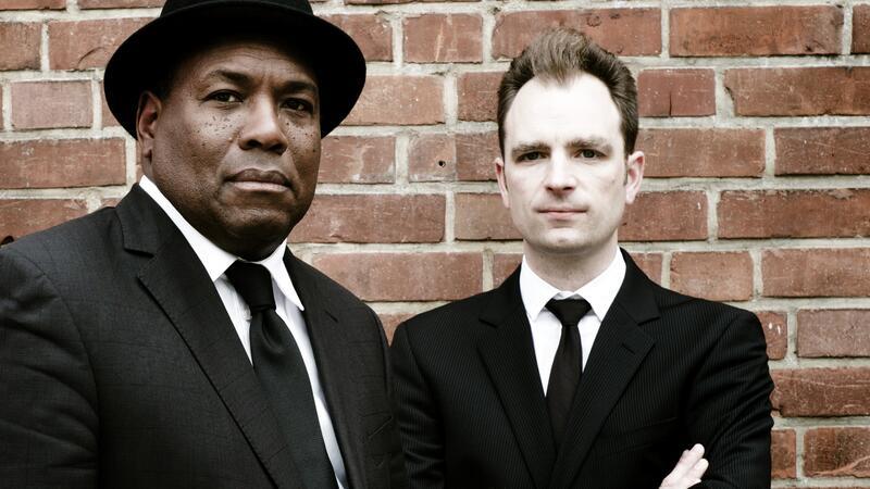 Deutsch-amerikanisches Blues-Duo spielt auf der Open-Air-Bühne in Osten Bringen den Blues nach Osten: Keith Dunn and Klaas Wendling.
