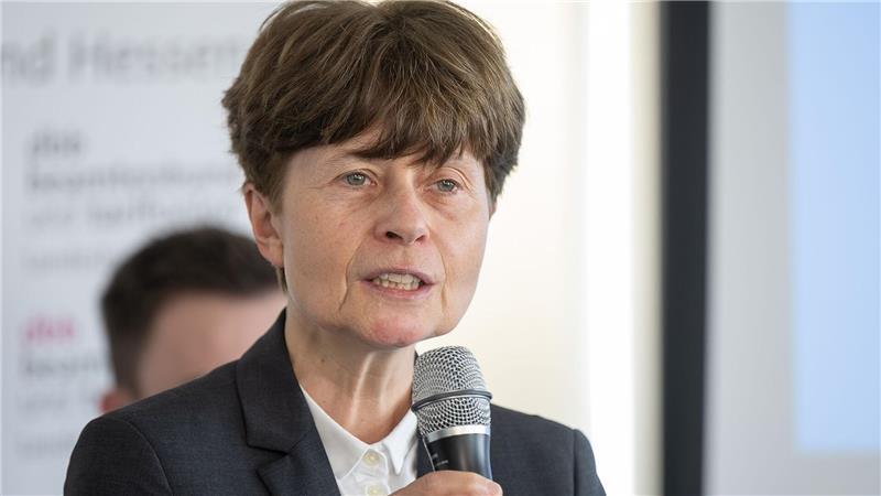 Britta Bannenberg ist Professorin für Kriminologie an der Justus-Liebig-Universität Gießen. Sie forscht seit vielen Jahren zu Amoktaten.