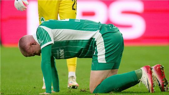 Brynjar Bjarnason droht als einer von mehreren Fürth-Profis gegen Hannover auszufallen. (Archivfoto)