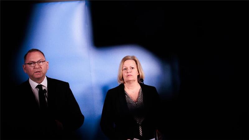 Bund und Kommunen legten zunächst kein Angebot vor.