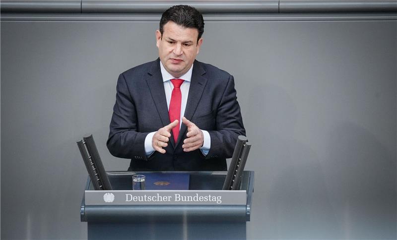 Bundesarbeitsminister Hubertus Heil spricht im Interview über aktuelle Probleme auf dem Arbeitsmarkt. (Foto: dpa)