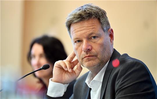 Bundesenergieminister Robert Habeck hat eine Aktionsplan für die deutsche Energiezukunft vorgelegt.
