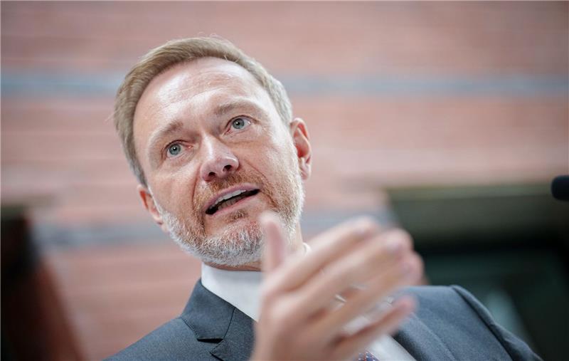 Bundesfinanzminister Christian Lindner (FDP) zweifelt am "wirtschaftlichen Sinn" der Gasumlage. Foto: dpa-Bildfunk