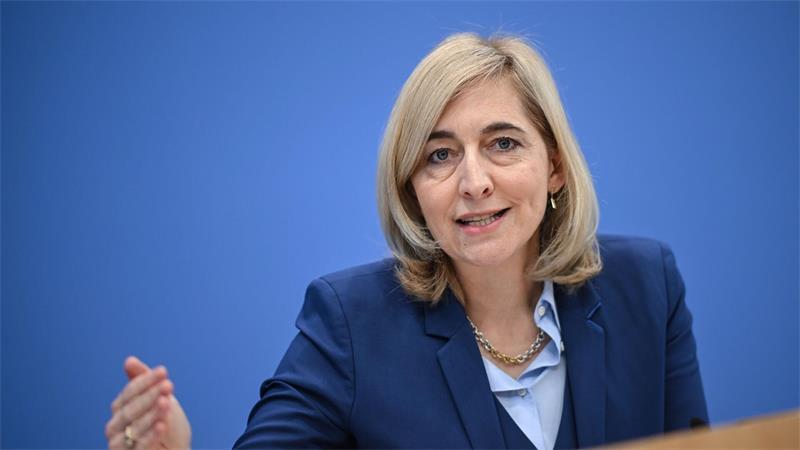 Länder-Unionsfraktionschefs kritisieren Warkens Pflegereform Bundesgesundheitsministerin Warken hat eine denkbar undankbare Aufgabe - sie muss ein Pflegesystem reformieren, das an vielen Stellen krankt. (Archivbild)